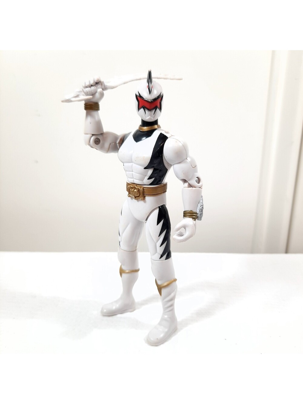 Power Rangers Dino Thunder White Action figure Ranger feather wing 2003 Vintage